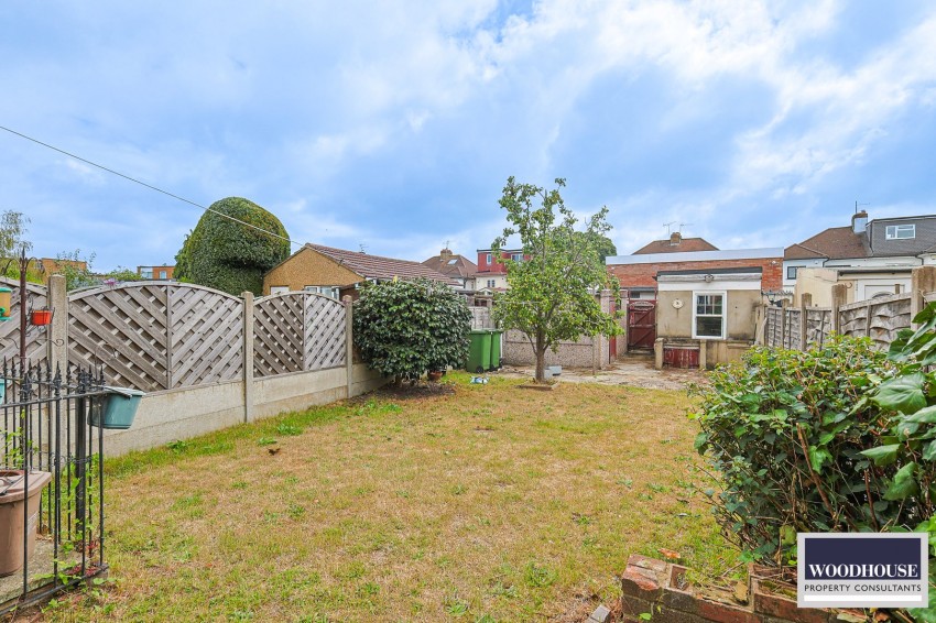 Images for Hatton Road, Cheshunt, Hertfordshire EAID:3131305421 BID:11055924