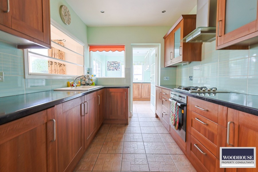 Images for Hatton Road, Cheshunt, Hertfordshire EAID:3131305421 BID:11055924