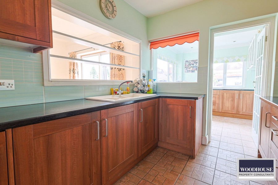 Images for Hatton Road, Cheshunt, Hertfordshire EAID:3131305421 BID:11055924