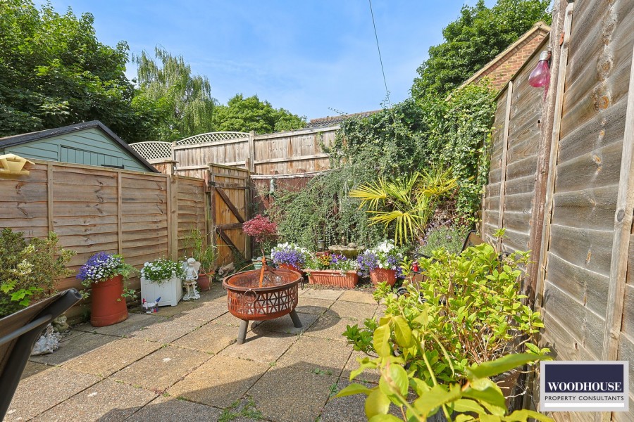 Images for Flamstead End Road, Cheshunt, Hertfordshire EAID:3131305421 BID:11055924