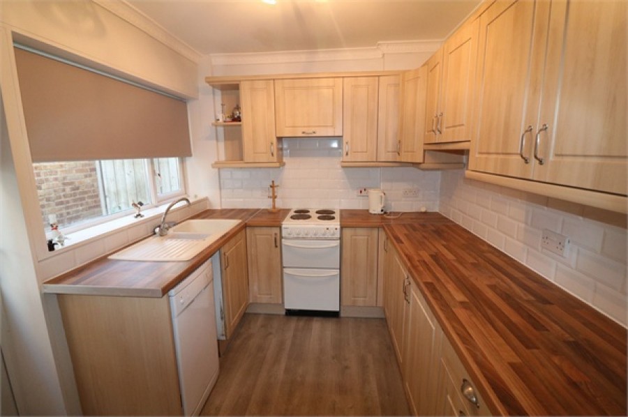 Images for Cheshunt, Waltham Cross, Hertfordshire EAID:3131305421 BID:11055924