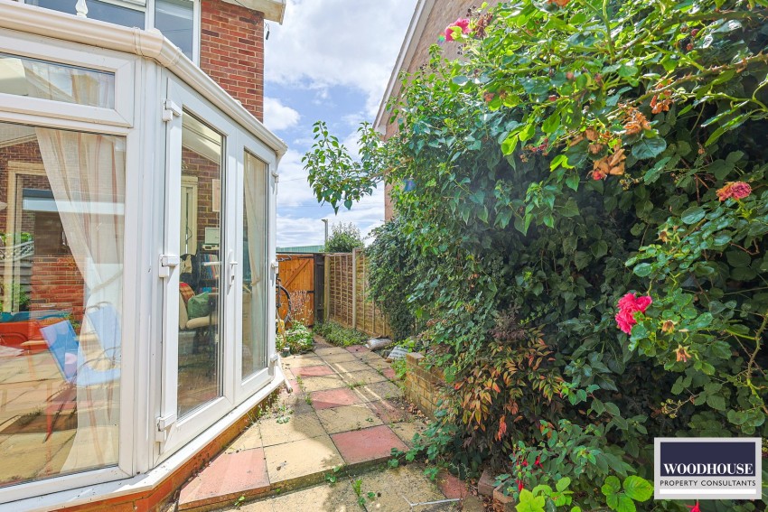 Images for Tudor Close, Cheshunt, Hertfordshire EAID:3131305421 BID:11055924