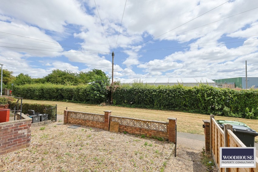 Images for Tudor Close, Cheshunt, Hertfordshire EAID:3131305421 BID:11055924