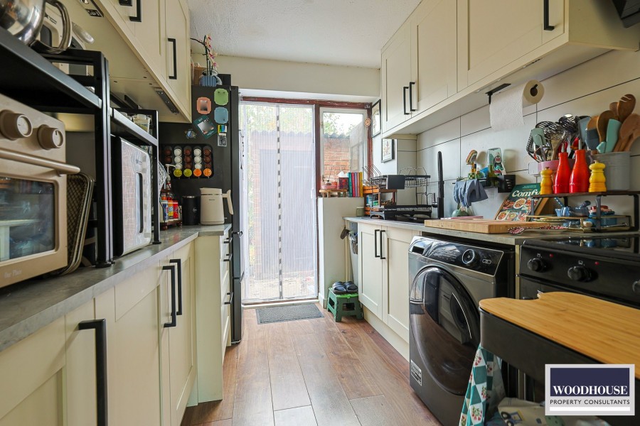 Images for Tudor Close, Cheshunt, Hertfordshire EAID:3131305421 BID:11055924