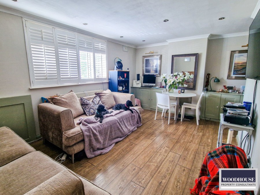 Images for Goffs Oak, Waltham Cross, Hertfordshire EAID:3131305421 BID:11055924