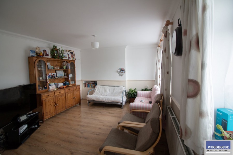 Images for Cheshunt, WALTHAM CROSS, Hertfordshire EAID:3131305421 BID:11055924