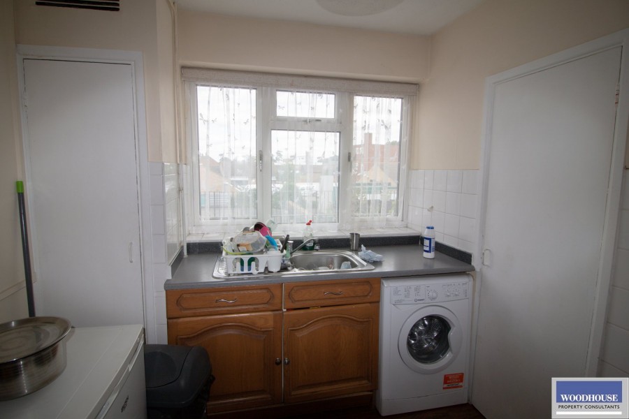Images for Cheshunt, WALTHAM CROSS, Hertfordshire EAID:3131305421 BID:11055924
