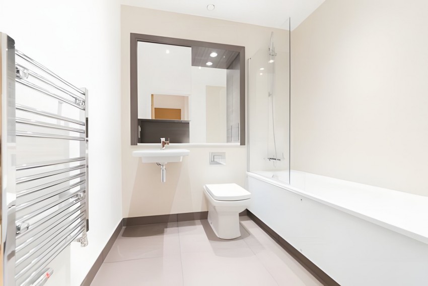 Images for Swanfield Road, Waltham Cross, Hertfordshire EAID:3131305421 BID:11055924