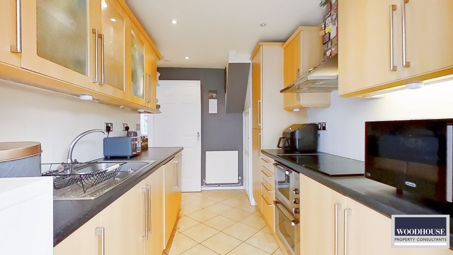 Images for Kingsmead, Cheshunt, Hertfordshire EAID:3131305421 BID:11055924