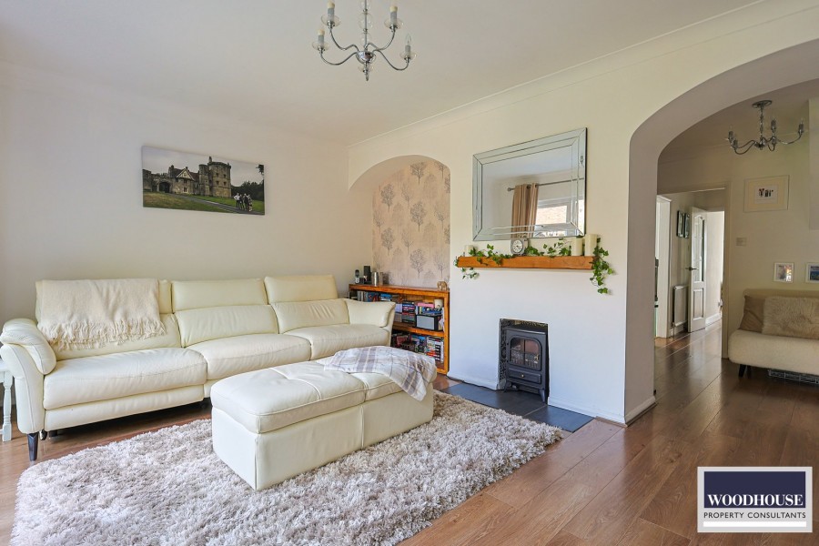 Images for Oakdene, Cheshunt, Hertfordshire EAID:3131305421 BID:11055924