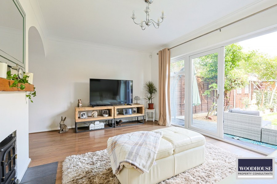 Images for Oakdene, Cheshunt, Hertfordshire EAID:3131305421 BID:11055924