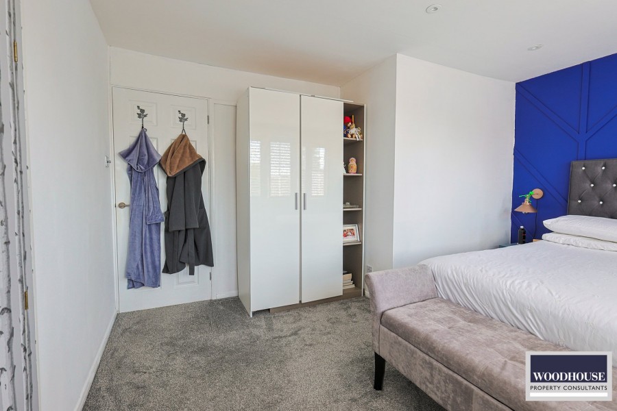 Images for Oakdene, Cheshunt, Hertfordshire EAID:3131305421 BID:11055924