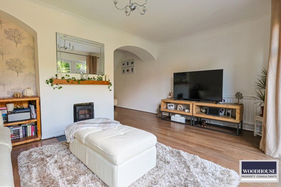 Images for Oakdene, Cheshunt, Hertfordshire EAID:3131305421 BID:11055924