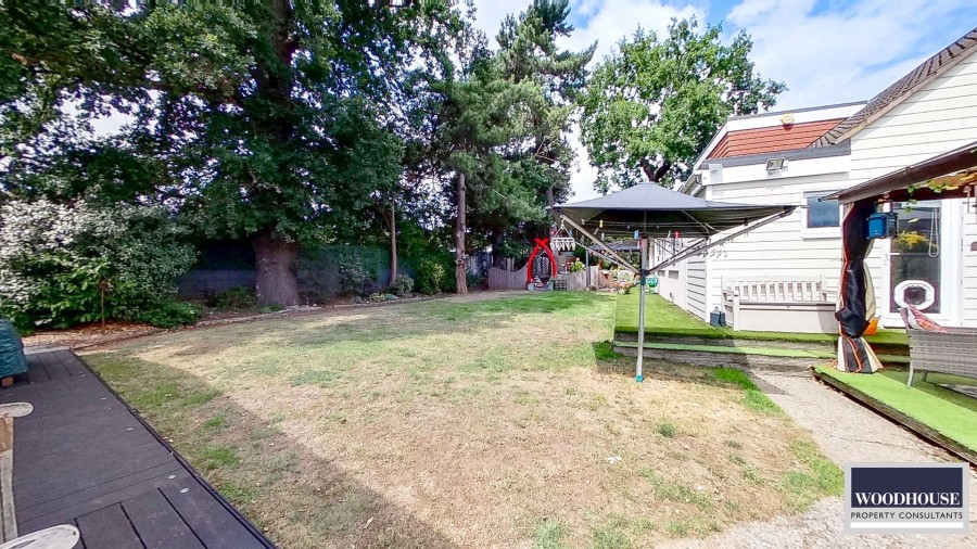 Images for Sandon Road, Cheshunt, Hertfordshire EAID:3131305421 BID:11055924