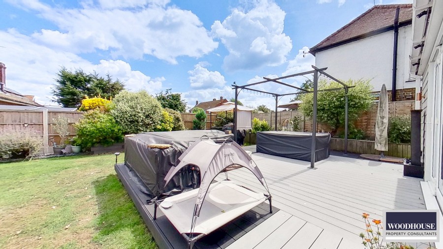 Images for Sandon Road, Cheshunt, Hertfordshire EAID:3131305421 BID:11055924