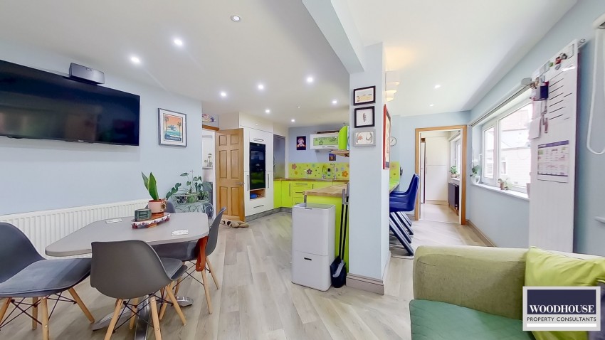 Images for Sandon Road, Cheshunt, Hertfordshire EAID:3131305421 BID:11055924