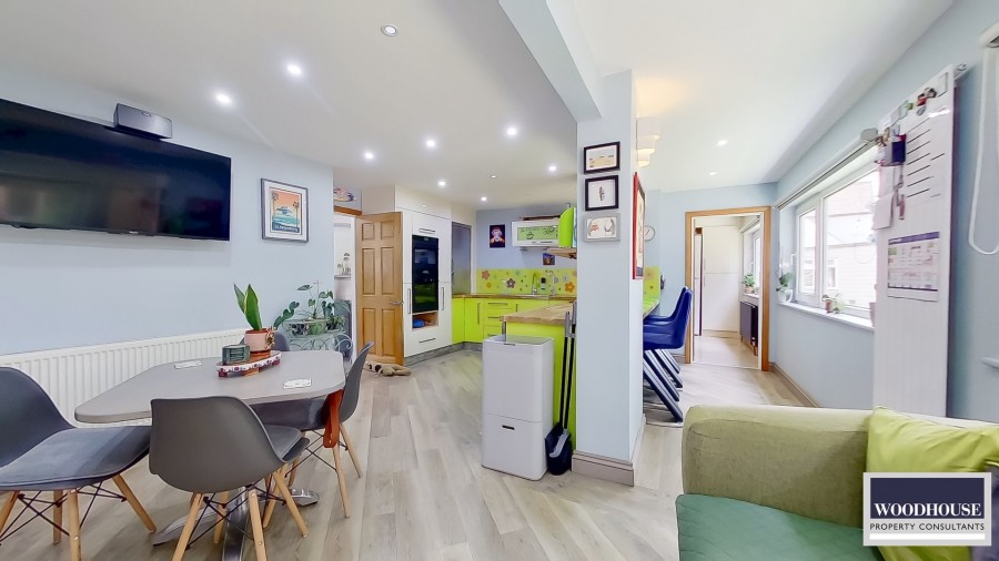 Images for Sandon Road, Cheshunt, Hertfordshire EAID:3131305421 BID:11055924