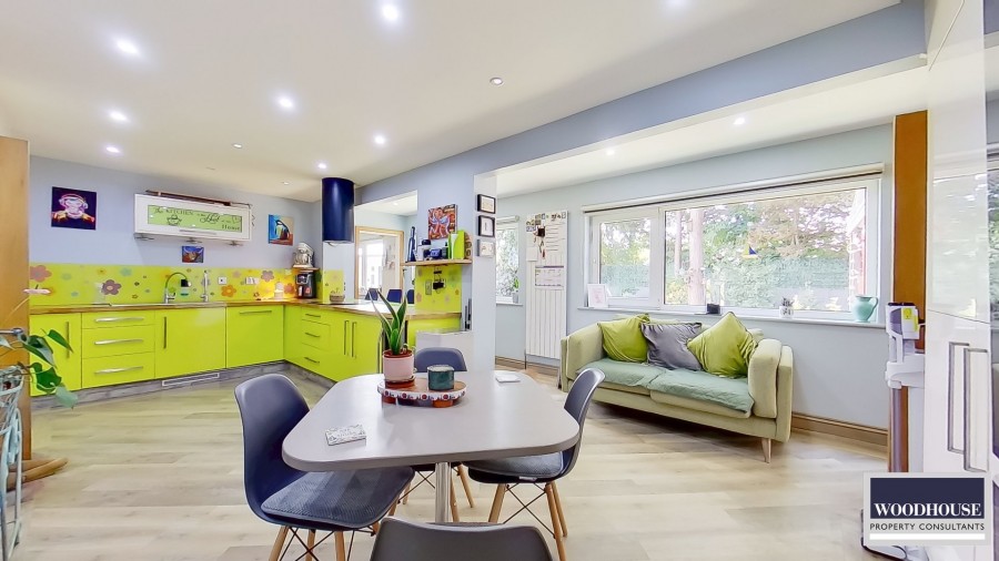 Images for Sandon Road, Cheshunt, Hertfordshire EAID:3131305421 BID:11055924