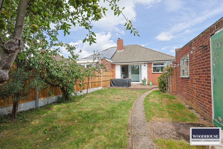 Images for Winton Drive, Cheshunt, Hertfordshire EAID:3131305421 BID:11055924
