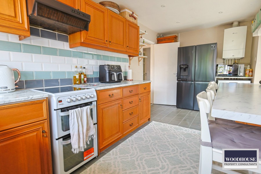 Images for Winton Drive, Cheshunt, Hertfordshire EAID:3131305421 BID:11055924