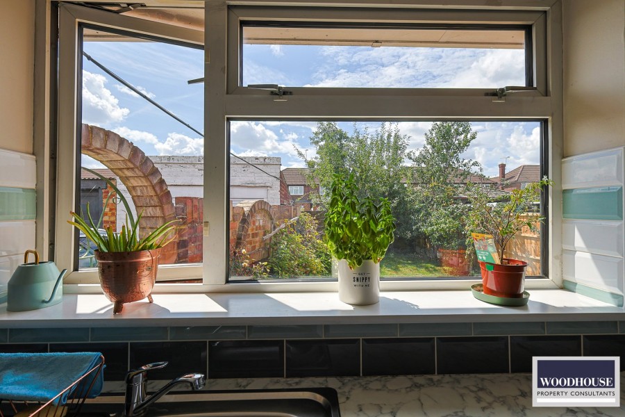 Images for Winton Drive, Cheshunt, Hertfordshire EAID:3131305421 BID:11055924