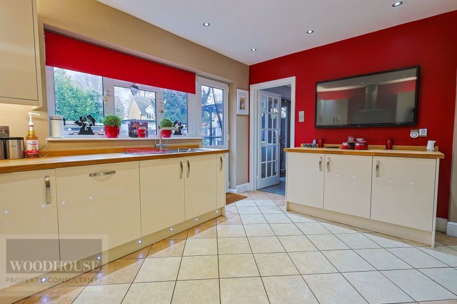 Images for College Road, Cheshunt, Hertfordshire EAID:3131305421 BID:11055924