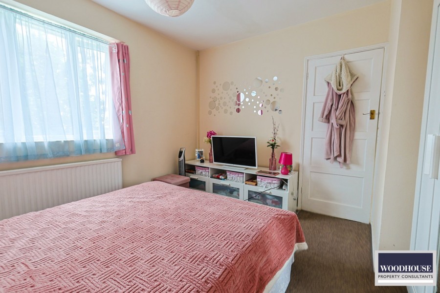 Images for West Cheshunt, Hertfordshire, Cheshunt EAID:3131305421 BID:11055924