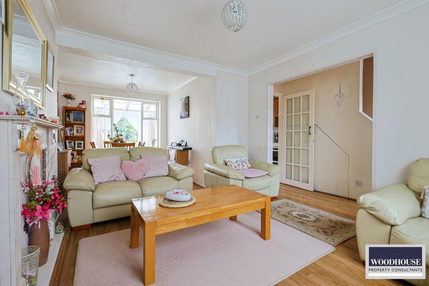 Images for Cheshunt, Waltham Cross, Hertfordshire EAID:3131305421 BID:11055924