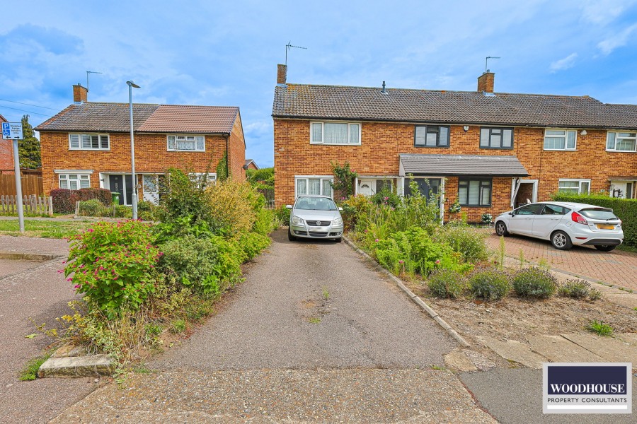 Images for Cheshunt, Waltham Cross, Hertfordshire EAID:3131305421 BID:11055924