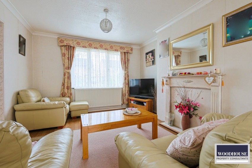 Images for Cheshunt, Waltham Cross, Hertfordshire EAID:3131305421 BID:11055924