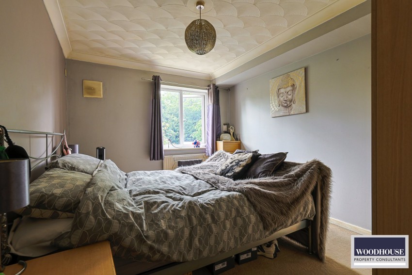 Images for Parkside, Waltham Cross, Hertfordshire EAID:3131305421 BID:11055924