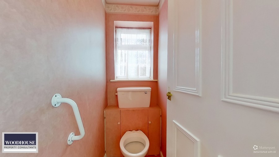 Images for Bromleigh Close, Cheshunt, Hertfordshire EAID:3131305421 BID:11055924