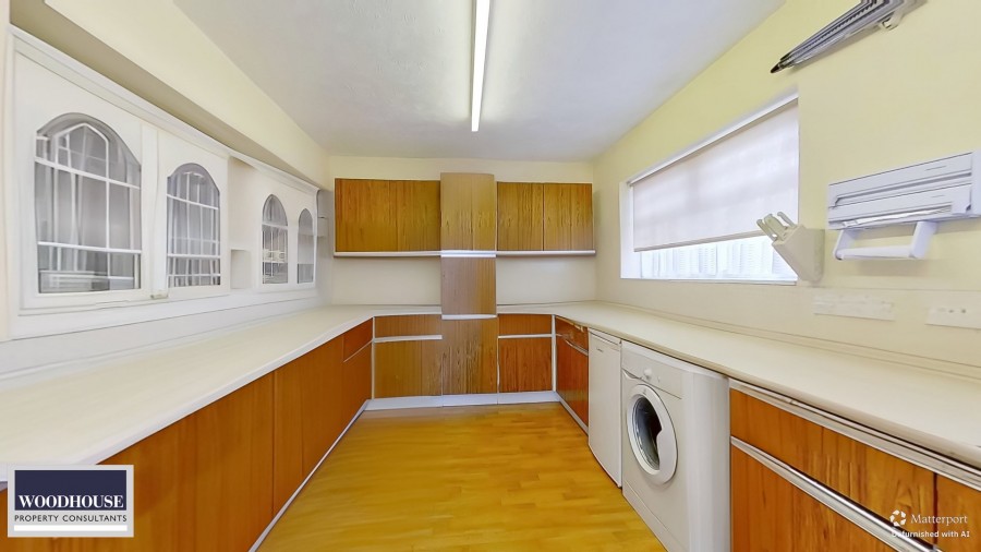 Images for Bromleigh Close, Cheshunt, Hertfordshire EAID:3131305421 BID:11055924