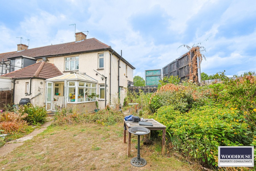 Images for Cheshunt, Waltham Cross, Hertfordshire EAID:3131305421 BID:11055924