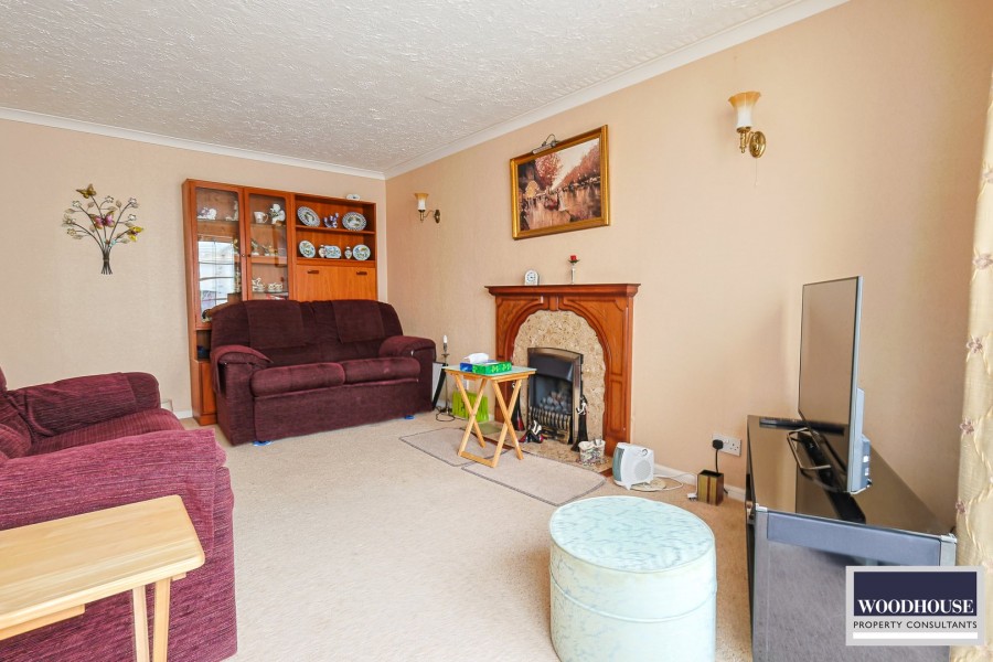 Images for Rushleigh Avenue, Cheshunt, Hertfordshire EAID:3131305421 BID:11055924