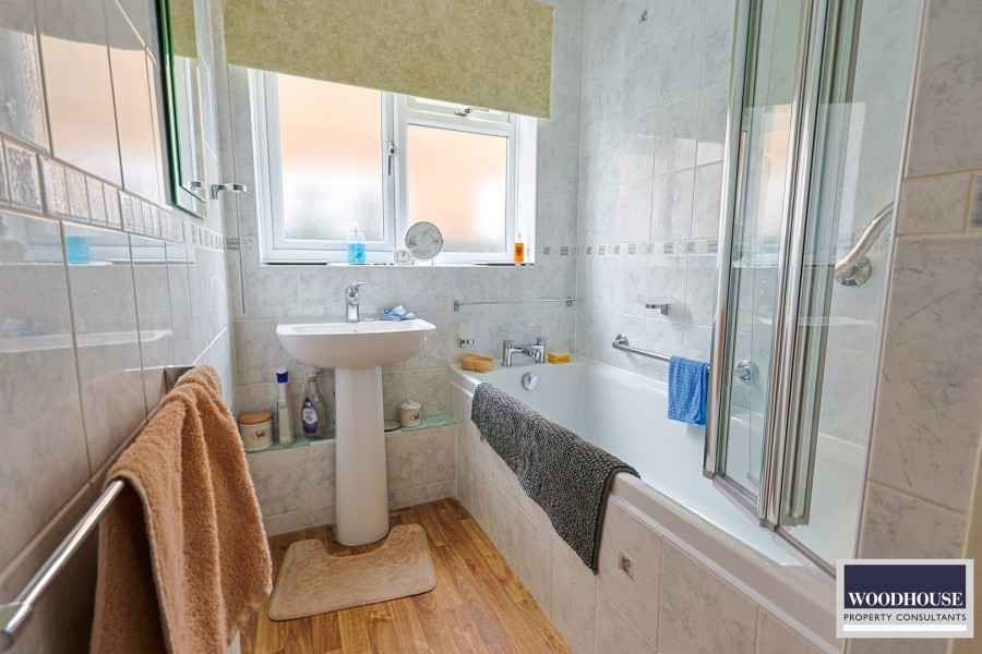 Images for Rushleigh Avenue, Cheshunt, Hertfordshire EAID:3131305421 BID:11055924