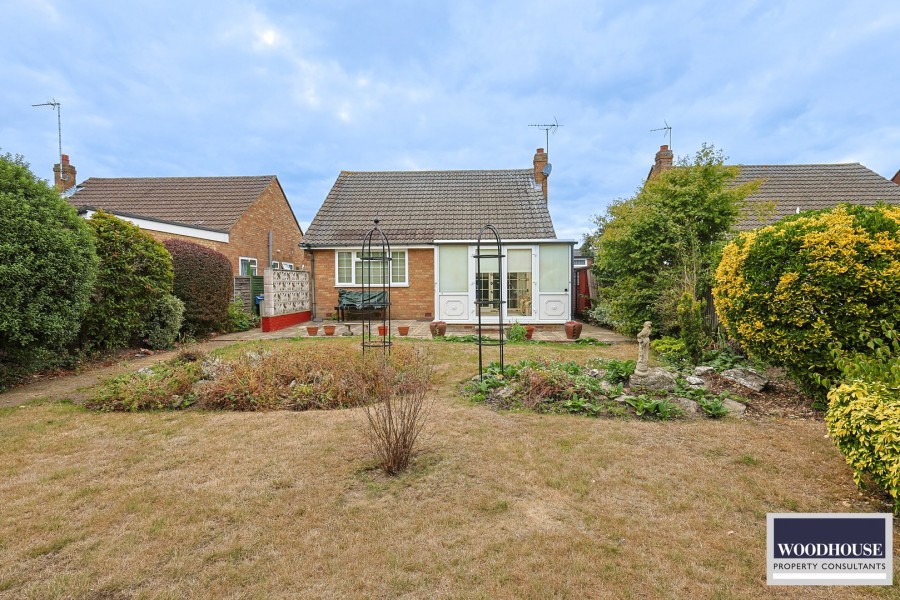 Images for Rushleigh Avenue, Cheshunt, Hertfordshire EAID:3131305421 BID:11055924