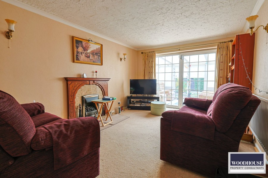 Images for Rushleigh Avenue, Cheshunt, Hertfordshire EAID:3131305421 BID:11055924
