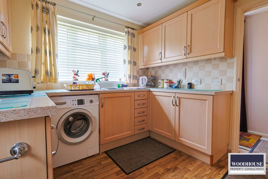 Images for Rushleigh Avenue, Cheshunt, Hertfordshire EAID:3131305421 BID:11055924