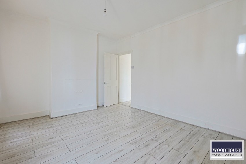 Images for King Edward Road, Waltham Cross, Hertfordshire EAID:3131305421 BID:11055924