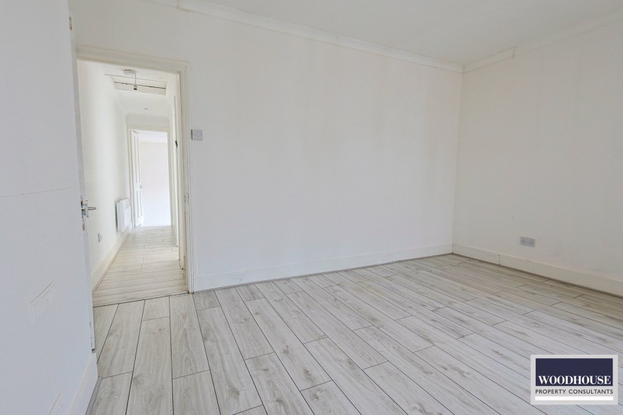 Images for King Edward Road, Waltham Cross, Hertfordshire EAID:3131305421 BID:11055924