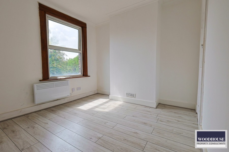 Images for King Edward Road, Waltham Cross, Hertfordshire EAID:3131305421 BID:11055924