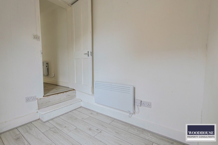 Images for King Edward Road, Waltham Cross, Hertfordshire EAID:3131305421 BID:11055924
