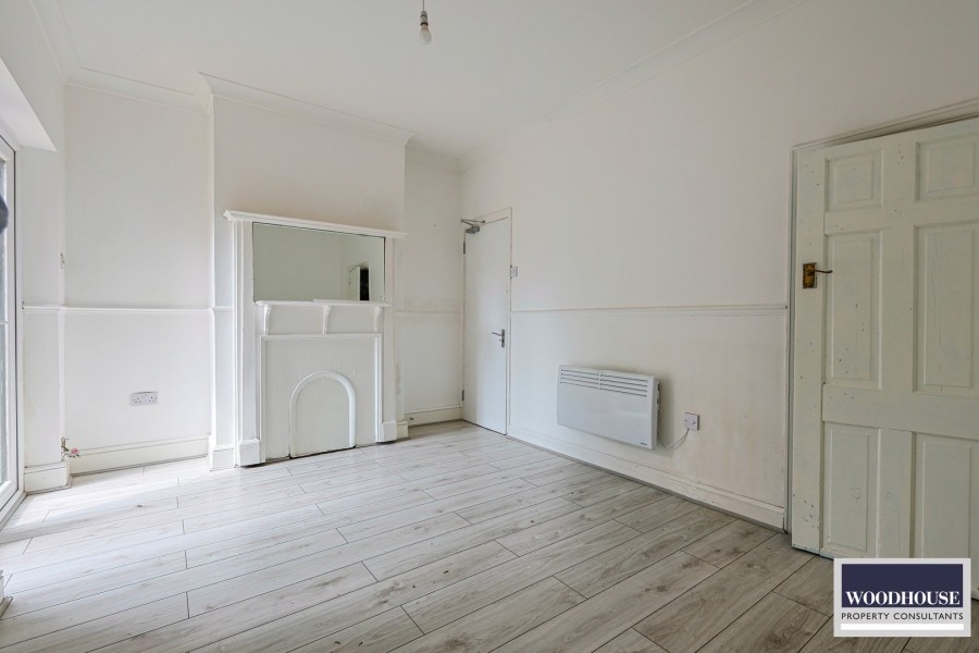 Images for King Edward Road, Waltham Cross, Hertfordshire EAID:3131305421 BID:11055924