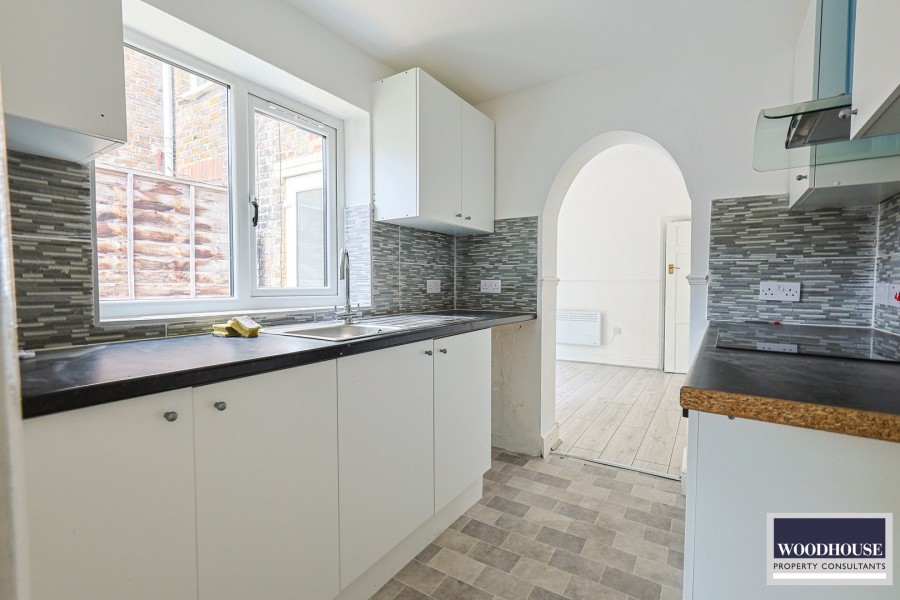 Images for King Edward Road, Waltham Cross, Hertfordshire EAID:3131305421 BID:11055924