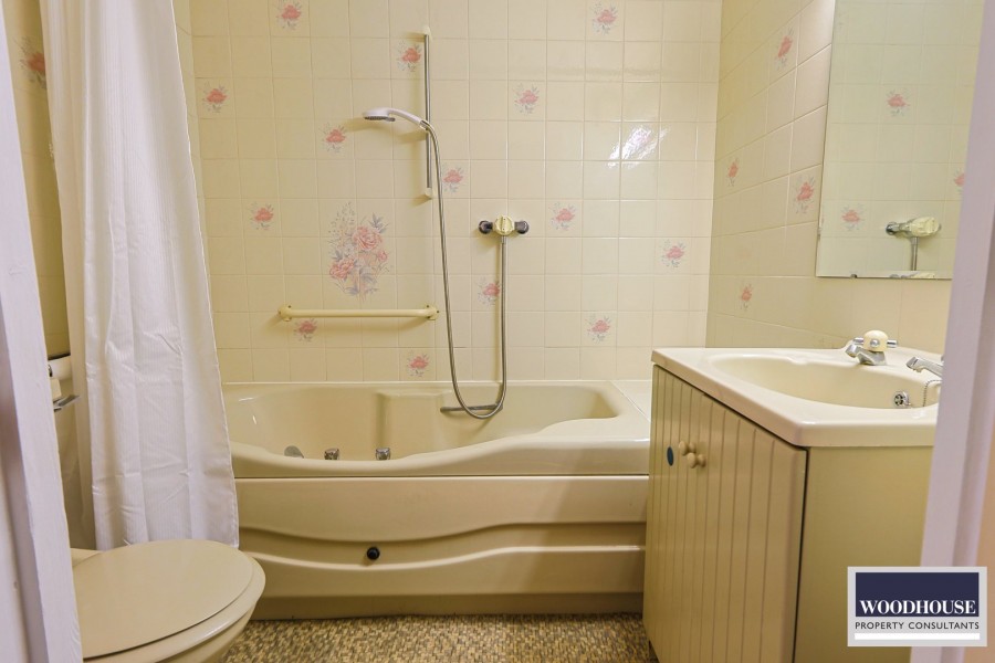 Images for Turners Hill, Cheshunt, Hertfordshire EAID:3131305421 BID:11055924
