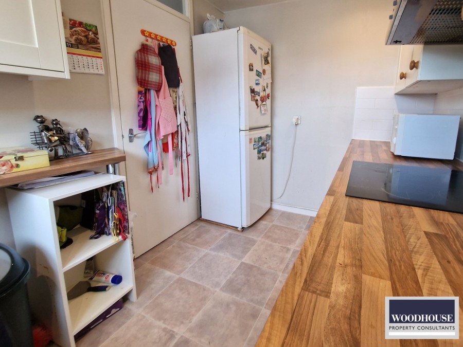Images for Cheshunt, Waltham Cross, Hertfordshire EAID:3131305421 BID:11055924