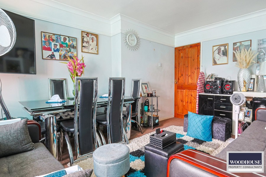 Images for Swanfield Road, Waltham Cross, Hertfordshire EAID:3131305421 BID:11055924