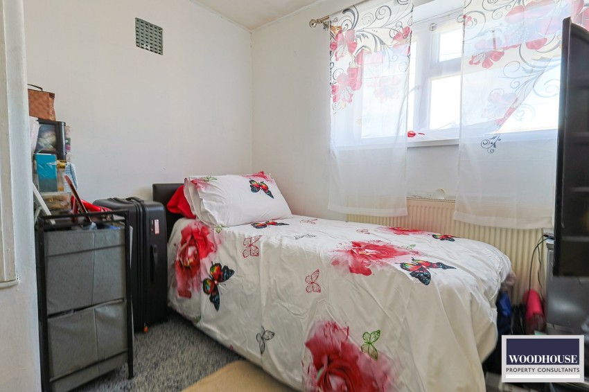 Images for Swanfield Road, Waltham Cross, Hertfordshire EAID:3131305421 BID:11055924
