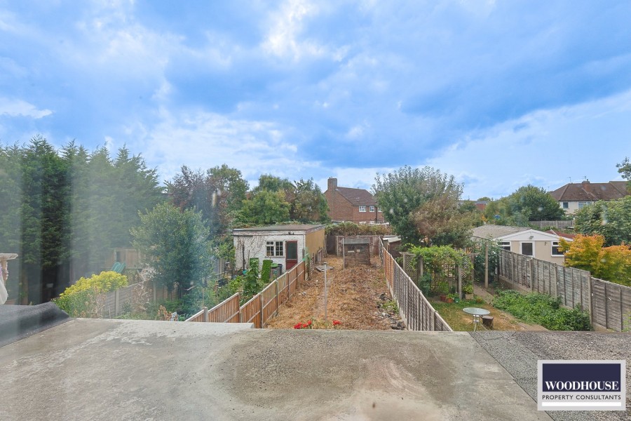 Images for Endeavour Road, Cheshunt, Hertfordshire EAID:3131305421 BID:11055924